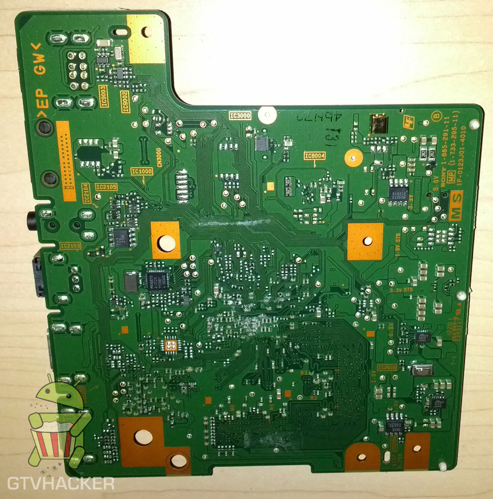 Sony nsz-gs7 bottom board.jpg
